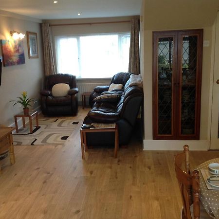 Villa St.John B&B Athlone Buitenkant foto