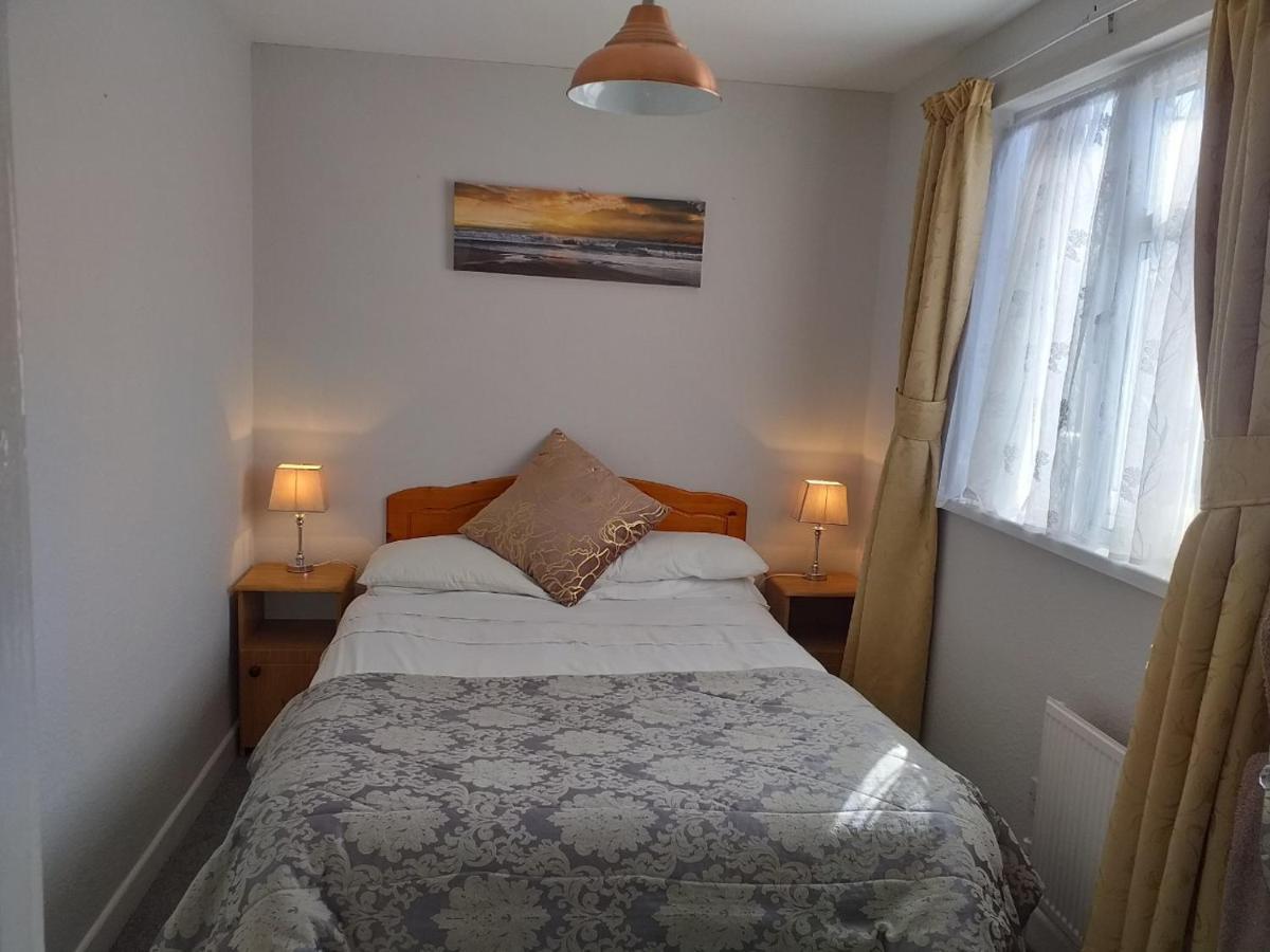 Villa St.John B&B Athlone Buitenkant foto